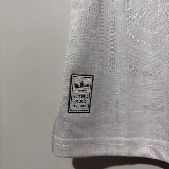 Arsenal 2025/2026 Jersey Gyokeres - Picture 6 of 7